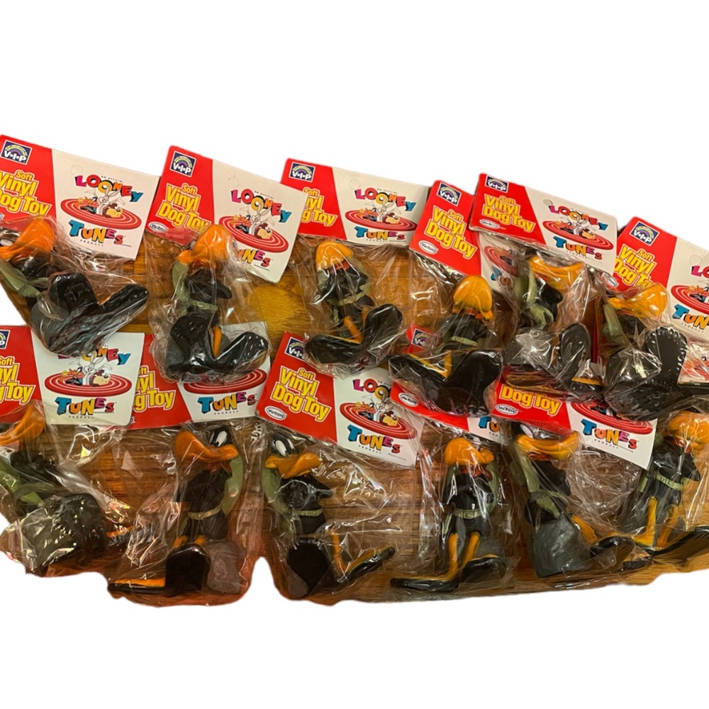 LOT OF 12 Vo-Toys vinyl Looney Tunes Daffy Duck dog toy vintage 1995